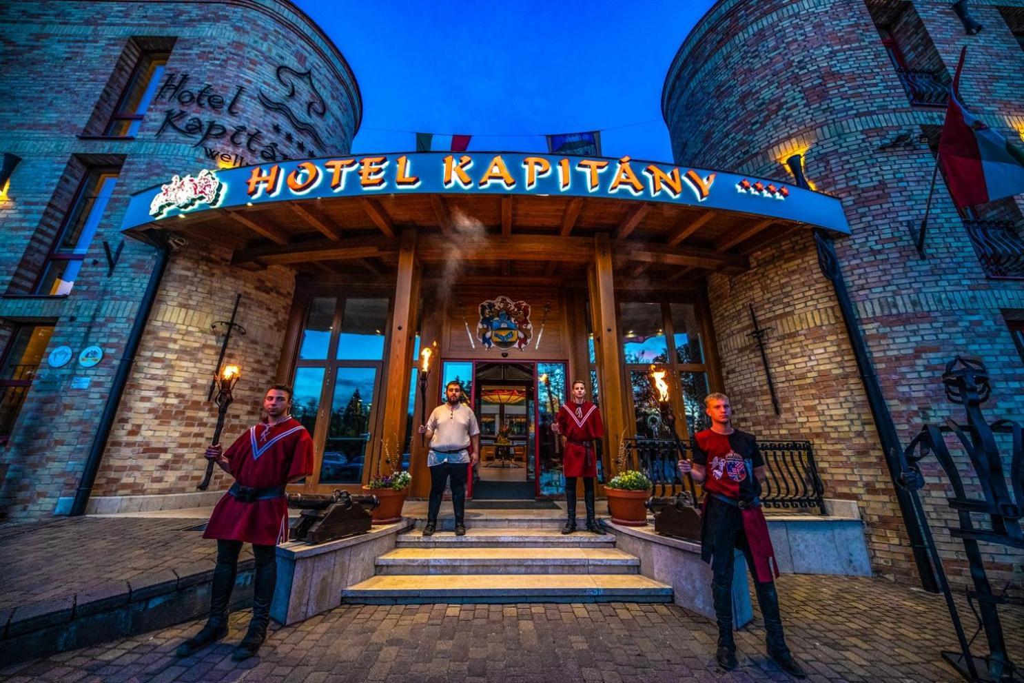 Hotel Kapitany Wellness Sümeg Esterno foto
